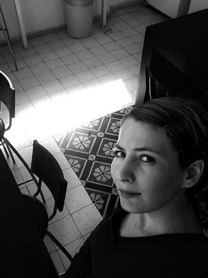 http://lenarevenko.com/blog/files/08-me.jpg